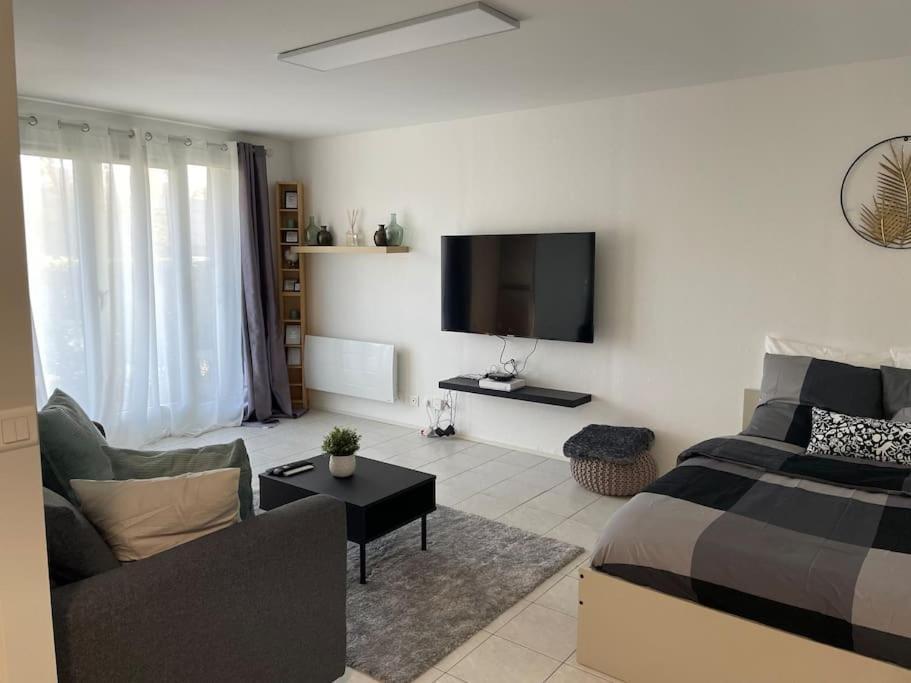Appartement Cosy Proche Paris 勒布尔热 外观 照片